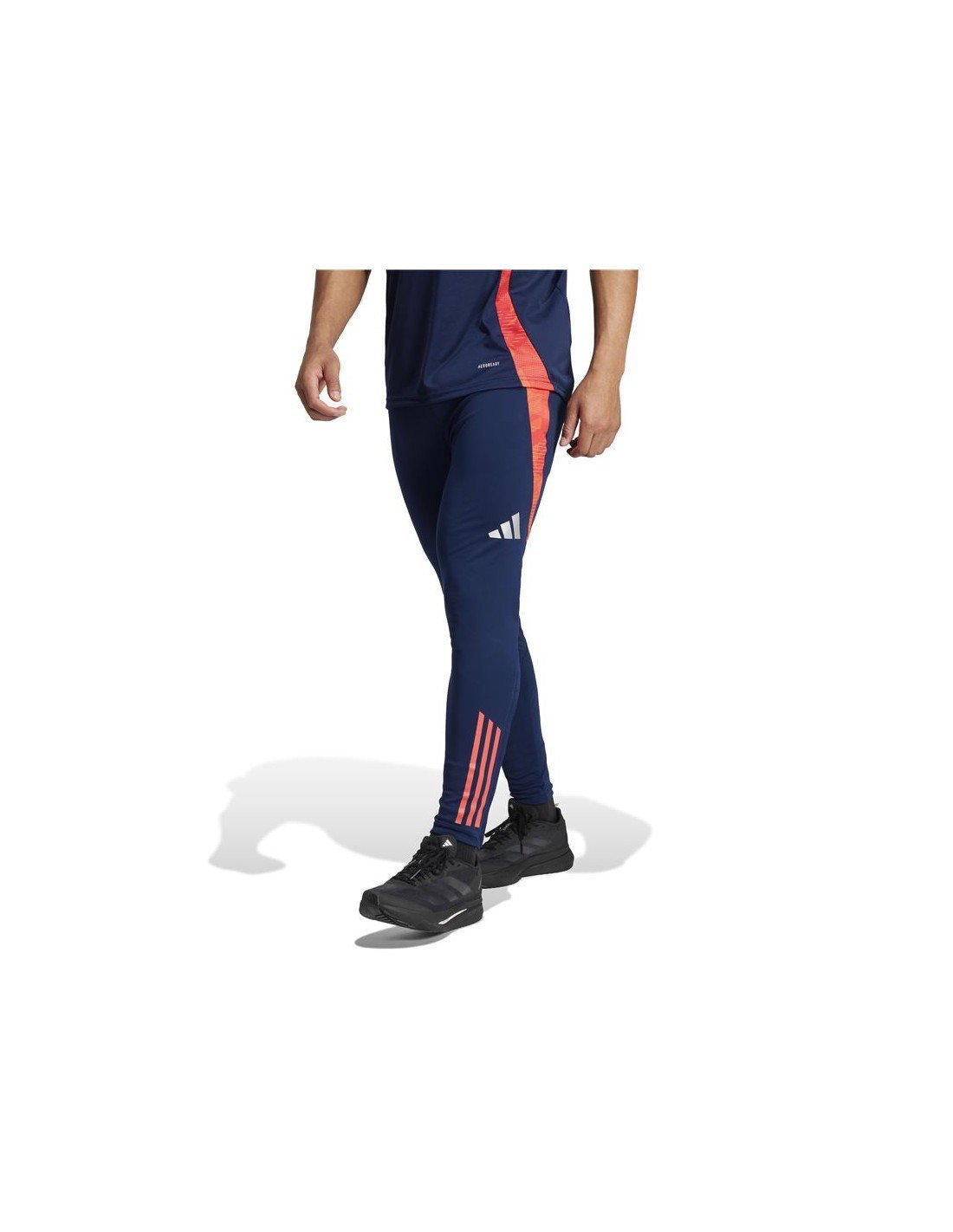 Pantalon d&rsquo;entraînement Adidas Performance Manchester United Tiro 24, coloris indigo nuit/rouge vif-bleu